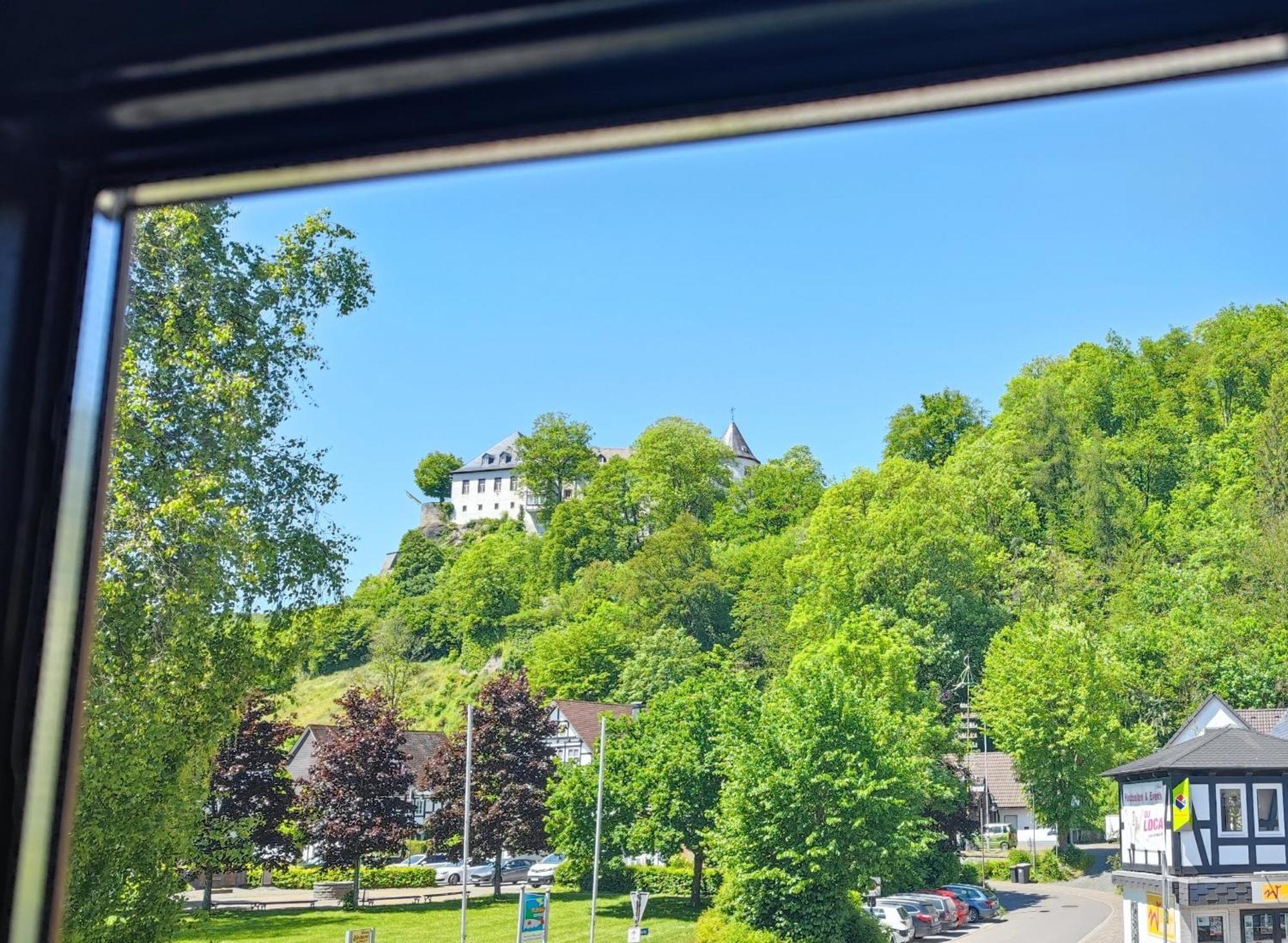 Ferienwohnung Sauerland Burgfenster เลนเนชตัดท์ ภายนอก รูปภาพ
